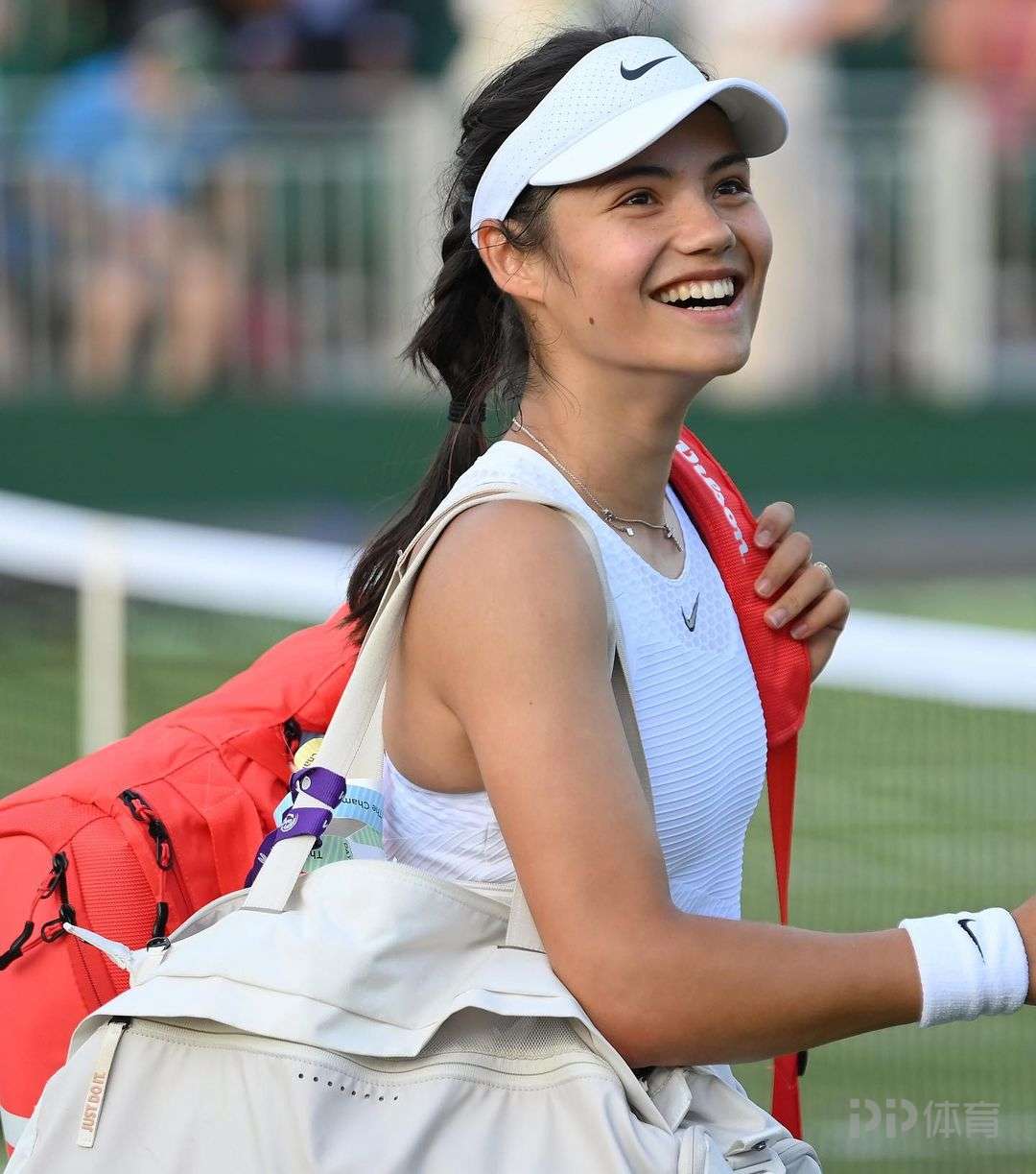 孩子们通过 孩子们通过