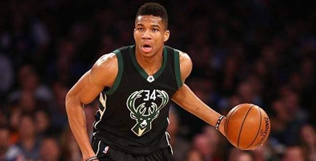 体育报道中 体育报道中