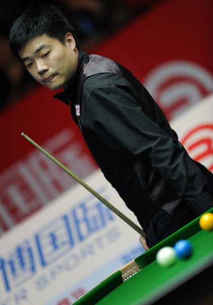 据一席之地 据一席之地